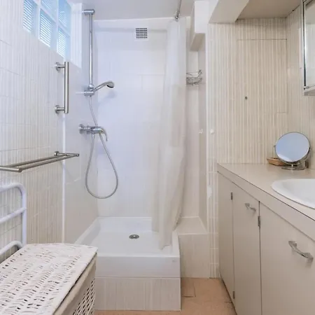 Chic Parisian 2bd Apart For 6 Appartement