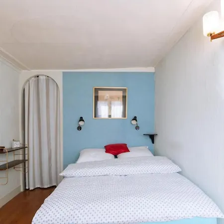 Appartement Chic Parisian 2bd Apart For 6