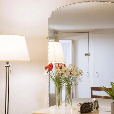 Chic Parisian 2bd Apart For 6 Appartement